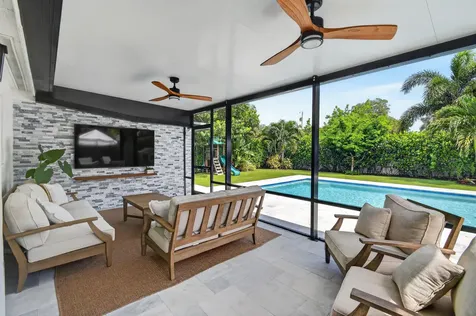 2427 Country Oaks Lane Palm Beach Gardens FL 33410