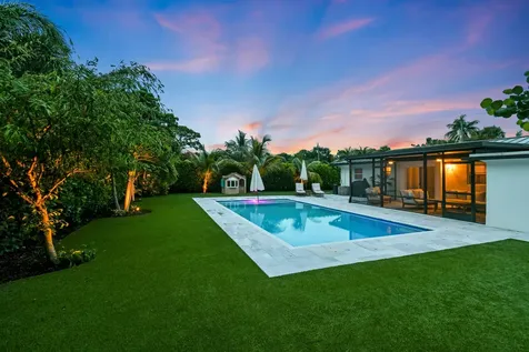 2427 Country Oaks Lane Palm Beach Gardens FL 33410