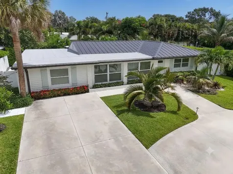 2427 Country Oaks Lane Palm Beach Gardens FL 33410