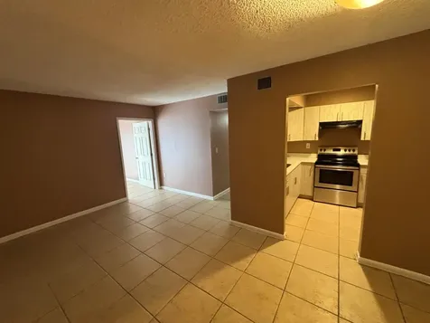 3710 NW 21st Street Lauderdale Lakes FL 33311