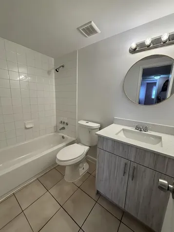3710 NW 21st Street Lauderdale Lakes FL 33311