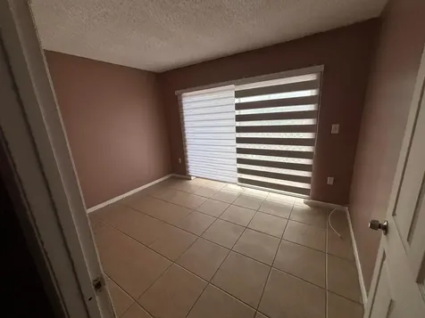 3710 NW 21st Street Lauderdale Lakes FL 33311