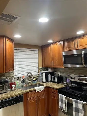 2791 N Pine Island Road Sunrise FL 33322