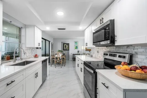 114 SW 8th Court Boynton Beach FL 33426