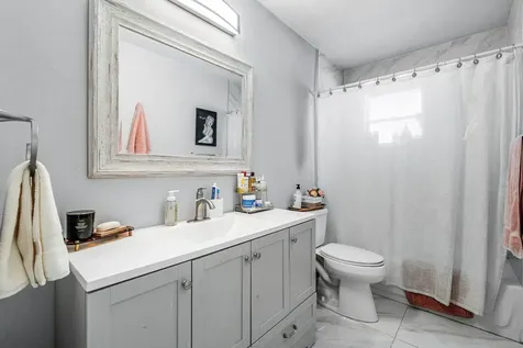 114 SW 8th Court Boynton Beach FL 33426