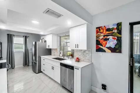 114 SW 8th Court Boynton Beach FL 33426