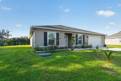 2274 SE Powell Court Port St Lucie FL 34952