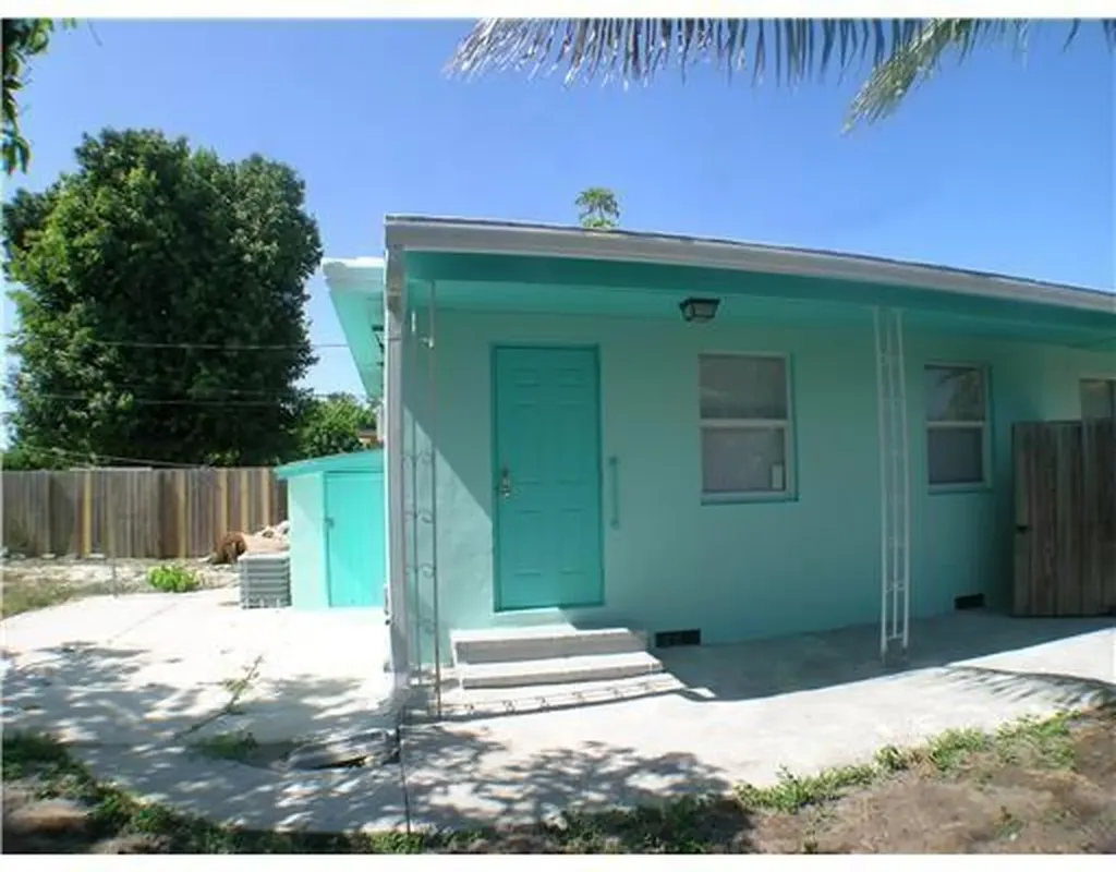 1015 S K Street Lake Worth Beach FL 33460