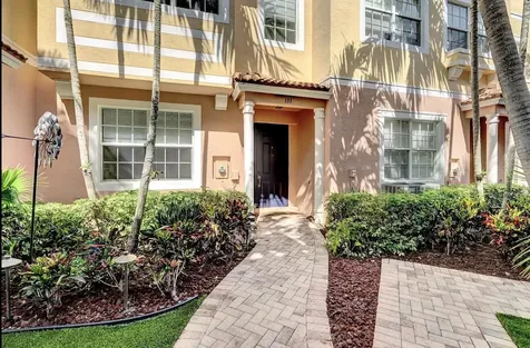 133 Harbors Way Boynton Beach FL 33435