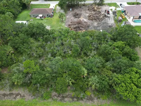 3738 NW 37th Avenue Okeechobee FL 34972
