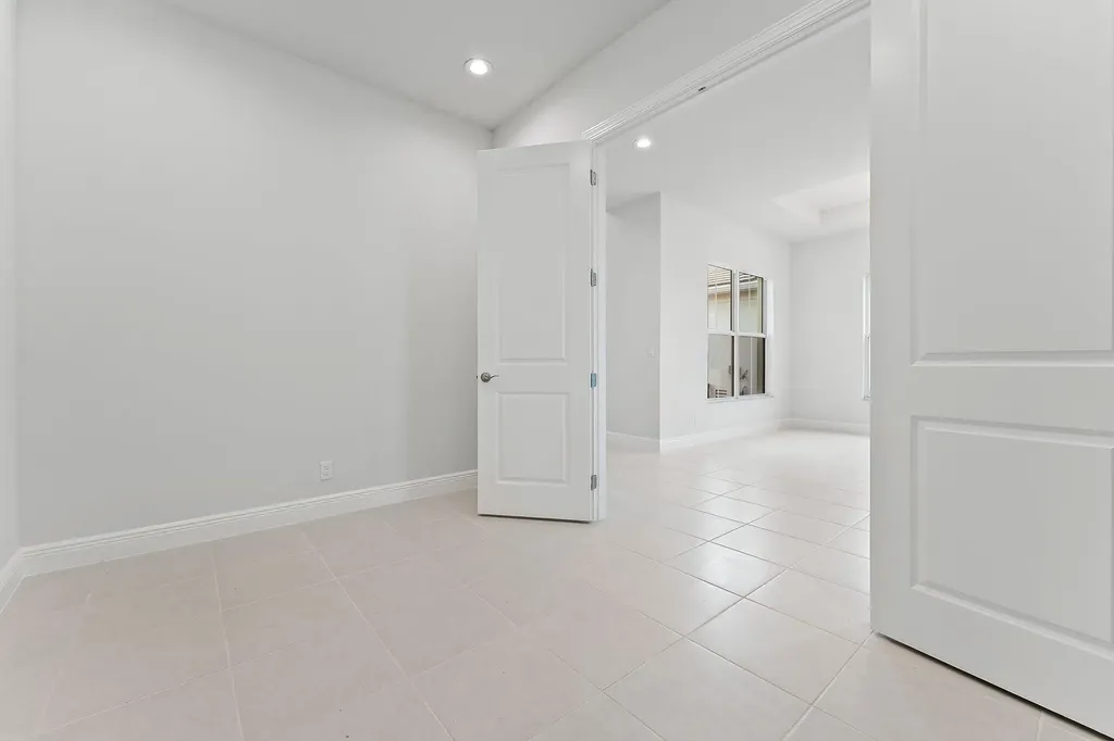12550 Nautilus Circle Palm Beach Gardens FL 33412