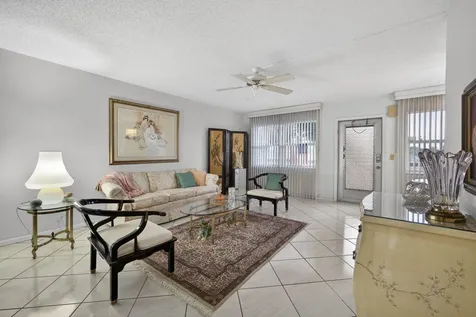 330 Wellington G West Palm Beach FL 33417