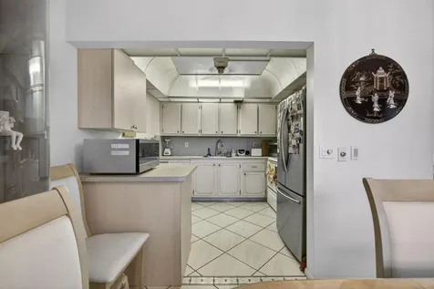 330 Wellington G West Palm Beach FL 33417