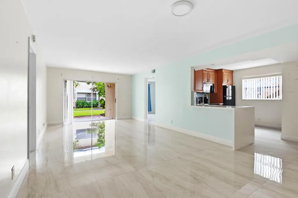 12069 Royal Palm Boulevard Coral Springs FL 33065