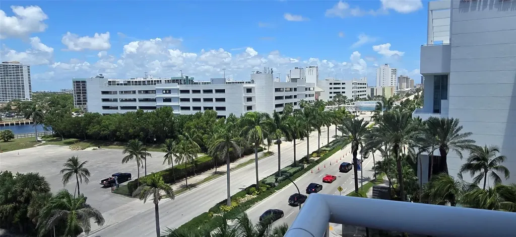 3725 S Ocean Drive Hollywood FL 33019