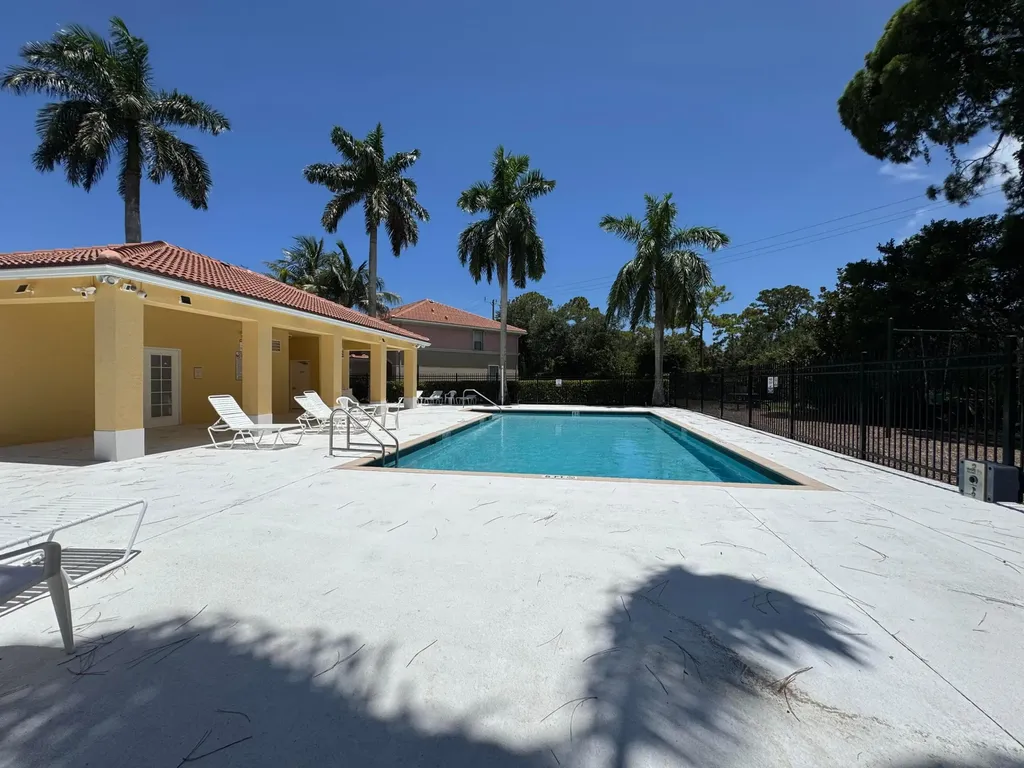 911 Seminole Palms Drive Greenacres FL 33463