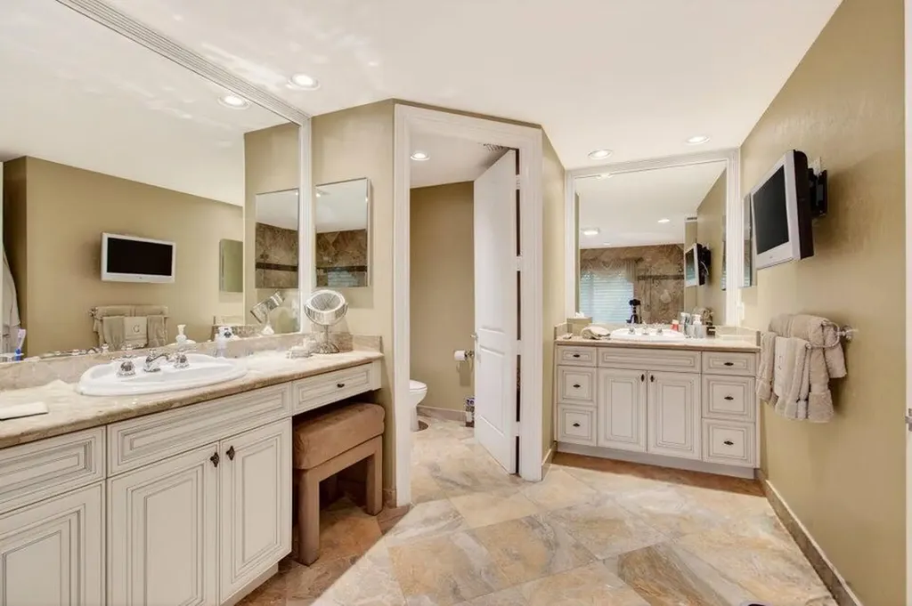 4960 Cherry Laurel Lane Delray Beach FL 33445