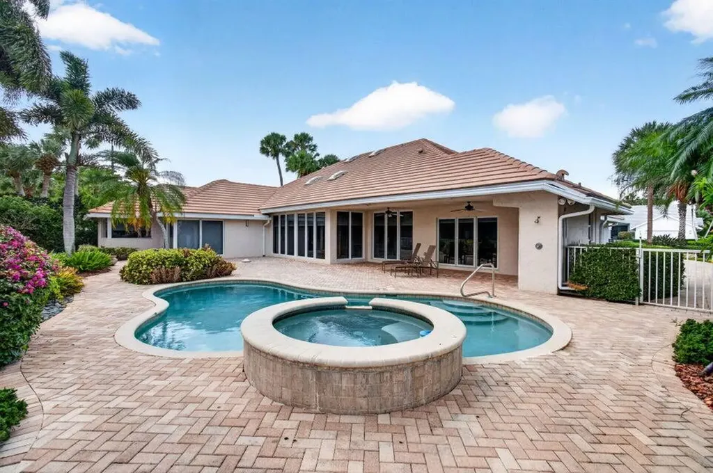 4960 Cherry Laurel Lane Delray Beach FL 33445