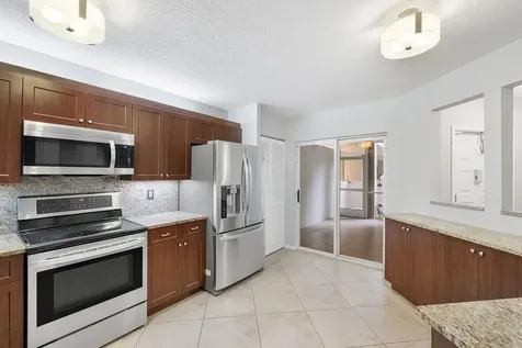 9563 Weldon Circle Tamarac FL 33321