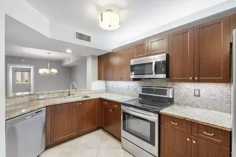 9563 Weldon Circle Tamarac FL 33321