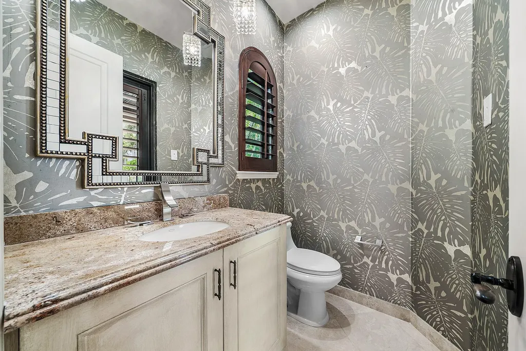 9253 Este Lago Drive Boca Raton FL 33496