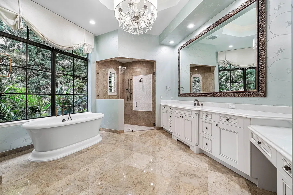 9253 Este Lago Drive Boca Raton FL 33496