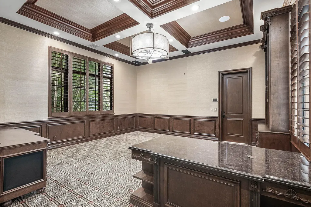 9253 Este Lago Drive Boca Raton FL 33496