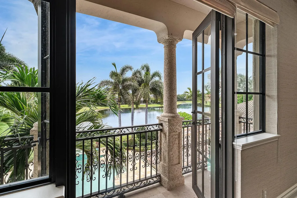 9253 Este Lago Drive Boca Raton FL 33496