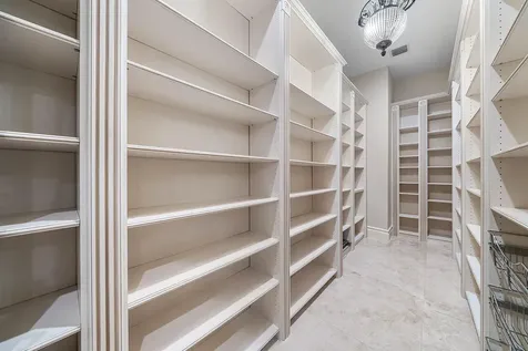 9253 Este Lago Drive Boca Raton FL 33496