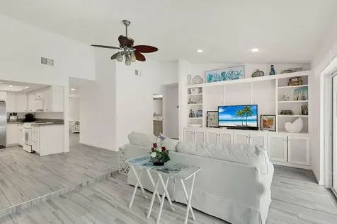 3824 SE Fairway E Stuart FL 34997