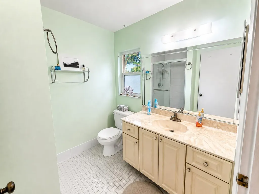 18959 Cherborg Drive Boca Raton FL 33496