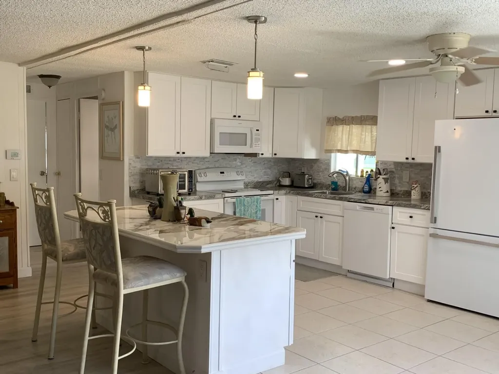 8 Brisa Lane Port St Lucie FL 34952