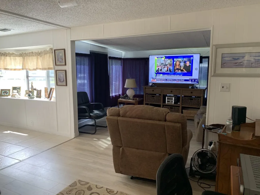 8 Brisa Lane Port St Lucie FL 34952