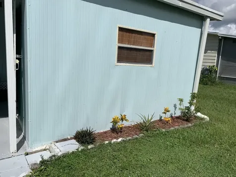 8 Brisa Lane Port St Lucie FL 34952