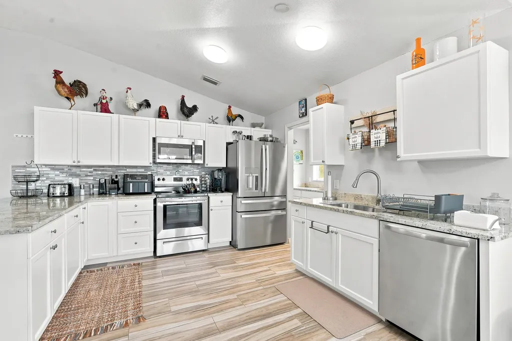 482 SE Galleon Lane Port St Lucie FL 34983