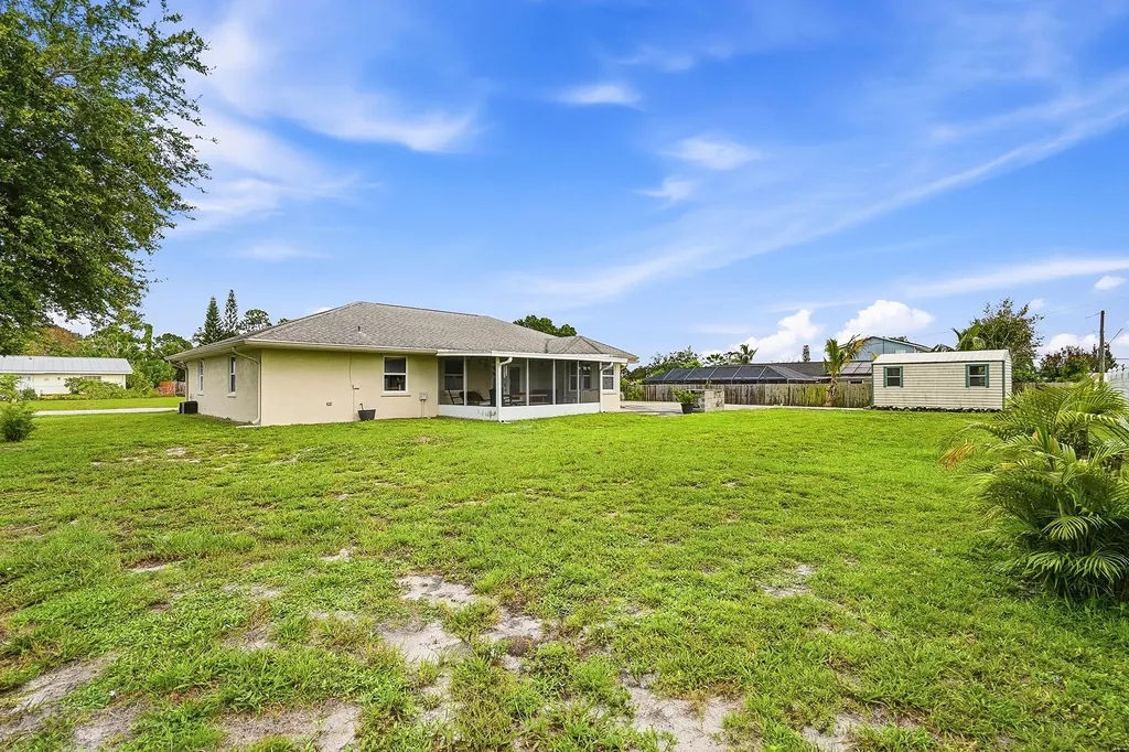 482 SE Galleon Lane Port St Lucie FL 34983