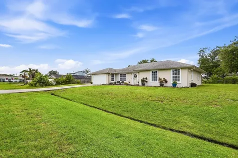 482 SE Galleon Lane Port St Lucie FL 34983