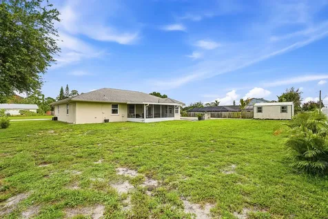 482 SE Galleon Lane Port St Lucie FL 34983