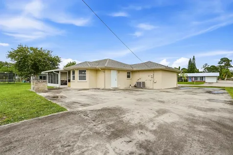 482 SE Galleon Lane Port St Lucie FL 34983
