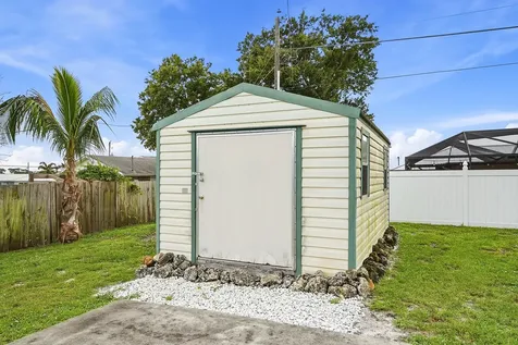 482 SE Galleon Lane Port St Lucie FL 34983