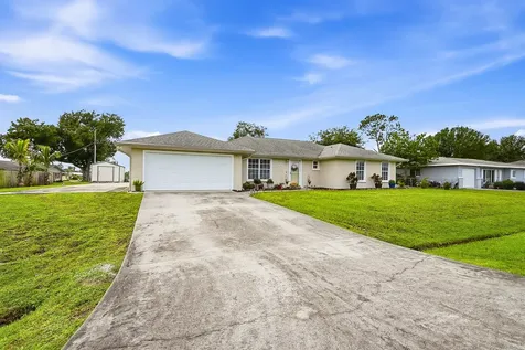 482 SE Galleon Lane Port St Lucie FL 34983