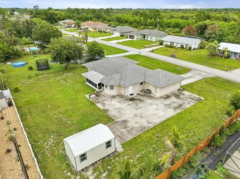 482 SE Galleon Lane Port St Lucie FL 34983
