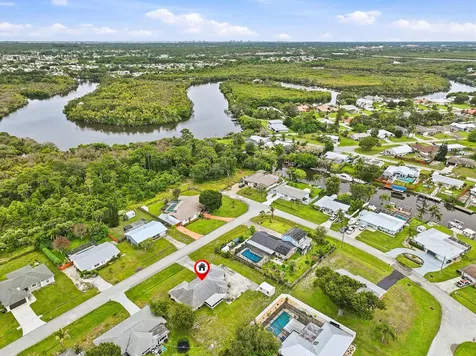 482 SE Galleon Lane Port St Lucie FL 34983