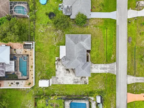 482 SE Galleon Lane Port St Lucie FL 34983