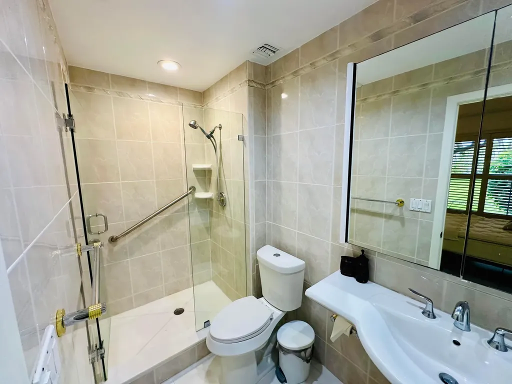 5077 Forsythia Street Delray Beach FL 33484