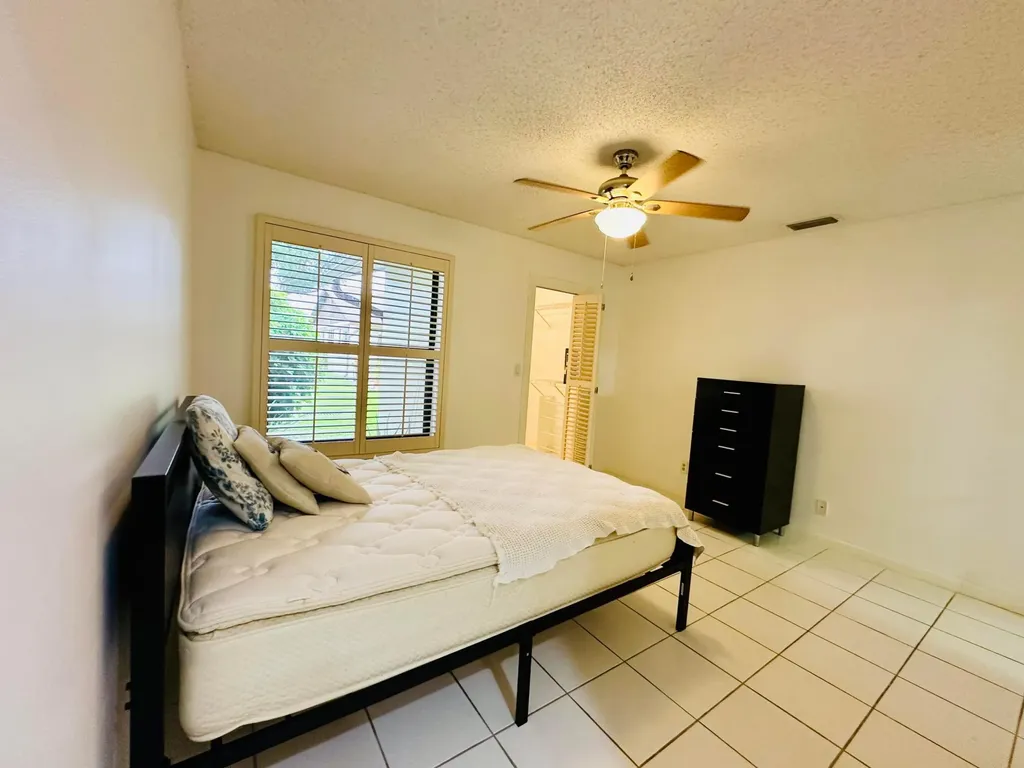 5077 Forsythia Street Delray Beach FL 33484