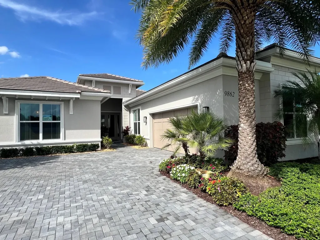 9862 Regency Way Palm Beach Gardens FL 33412