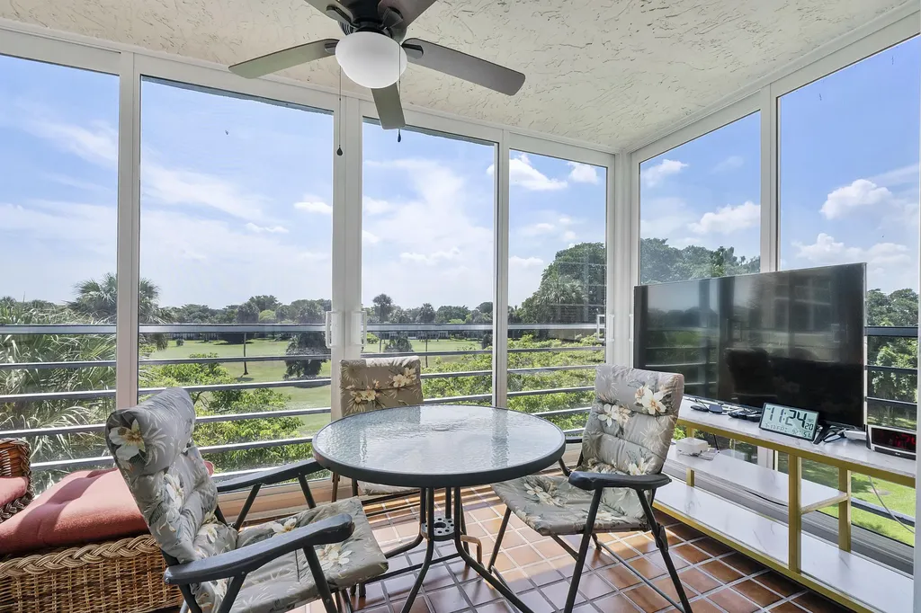 804 Cypress Grove Lane Pompano Beach FL 33069