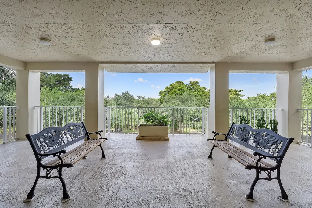 804 Cypress Grove Lane Pompano Beach FL 33069