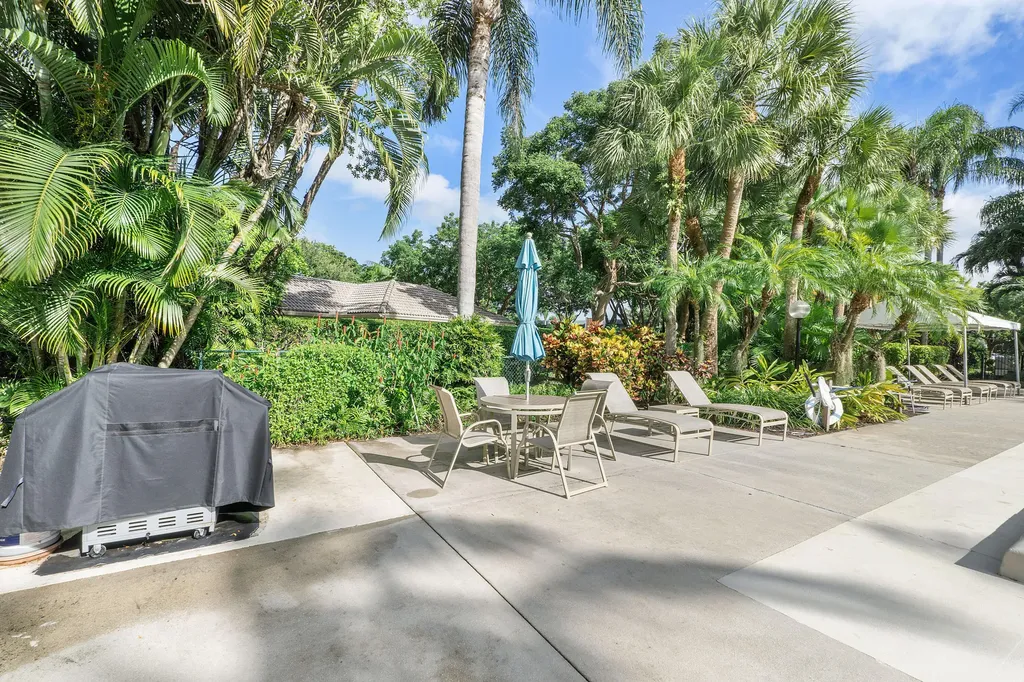 804 Cypress Grove Lane Pompano Beach FL 33069